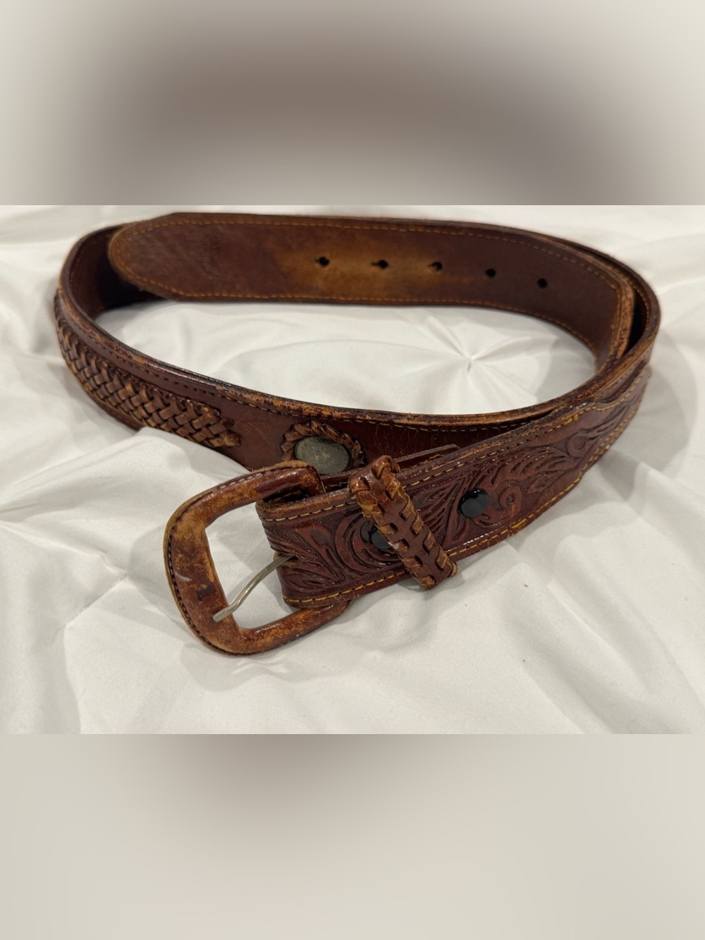 Vintage Hand-Tooled Western Leather Belt – Braided Inlay & Concho Accents